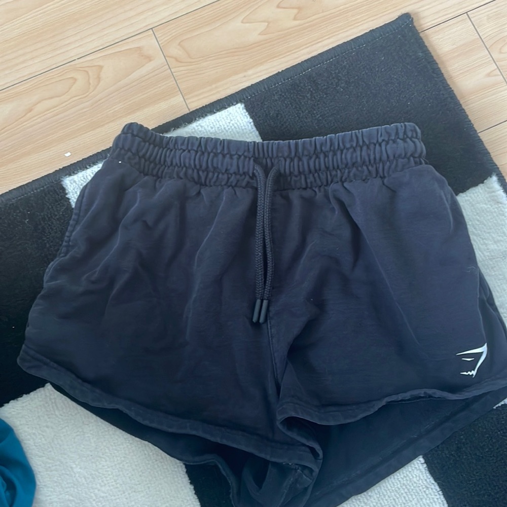Black gymshark shorts